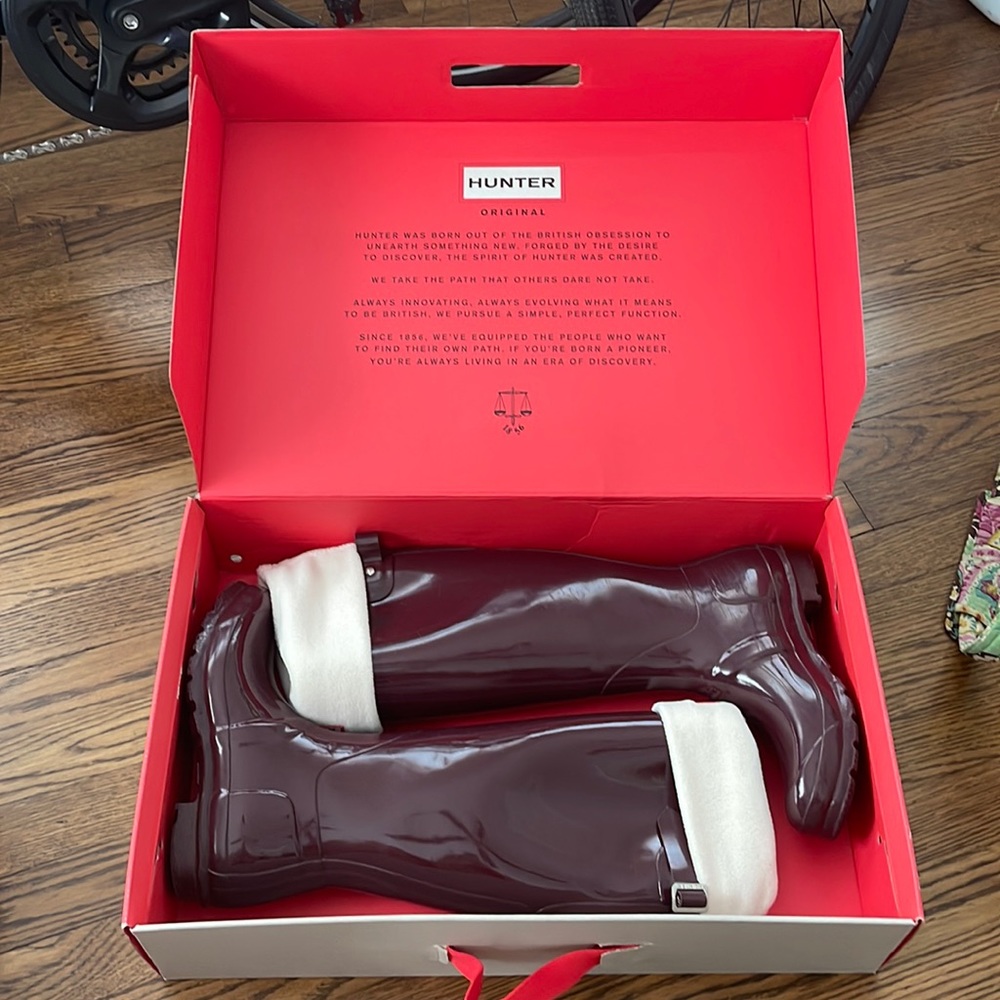 Hunter Rain boots Tall with Boot Socks